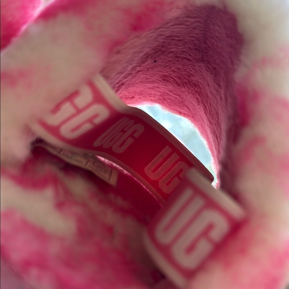 UGG Pink and White Fluffy Slippers (Fluff Yeah) - Picture 10 of 12